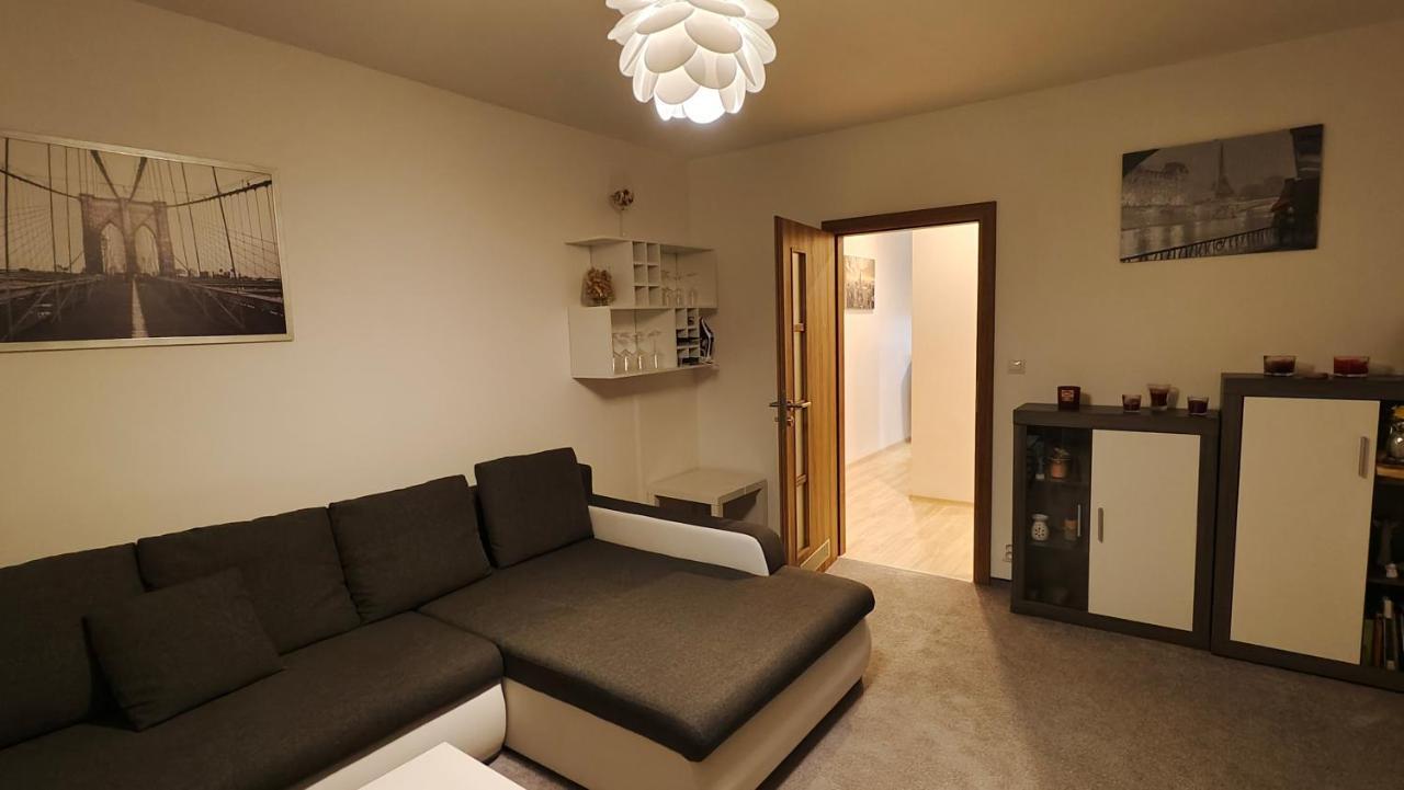 קרלובי וארי Apartman V Centru מראה חיצוני תמונה